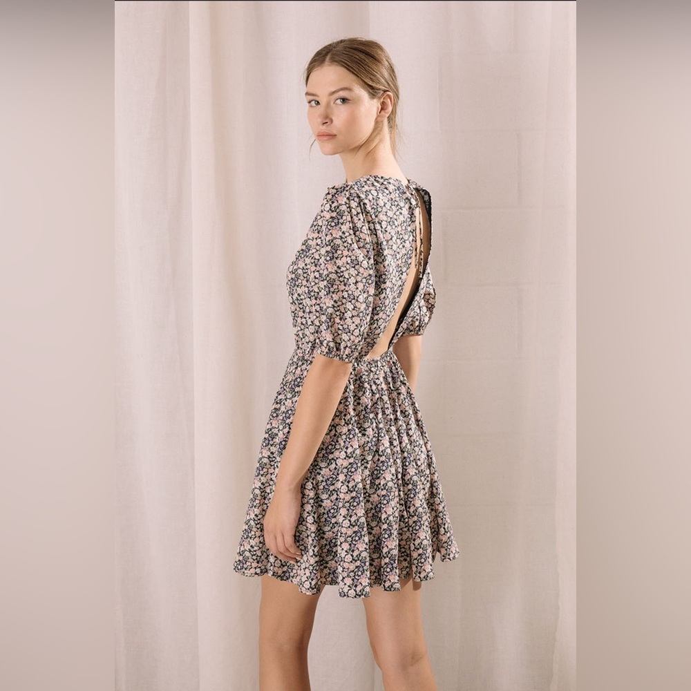 Storia Black and White Puff Sleeve Sundress